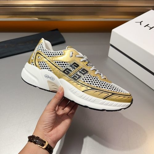 Givenchy GIV 1 Platform Casual Sneakers