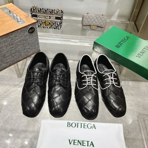 Bottega Veneta BV Woven Strap Flat Shoes With Leather Sole