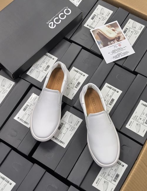 Ecco Soft 7 Slip-On Leather Casual Shoes