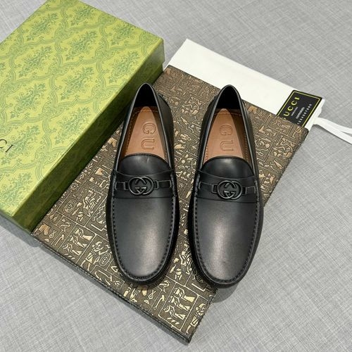 Gucci Cowhide Loafers With Interlocking G Details