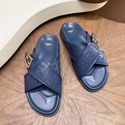 Fendi Embossed Buckle Non-slip Slides