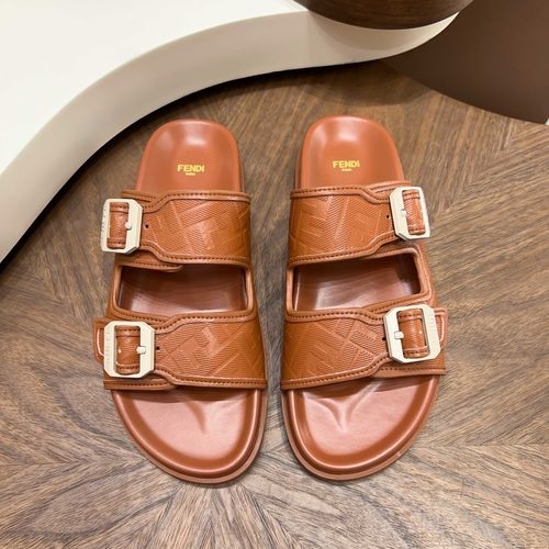 Fendi Embossed Buckle Non-slip Slides