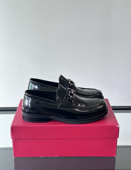 Ferragamo Genuine Leather Dress Shoes With Rubber Soles