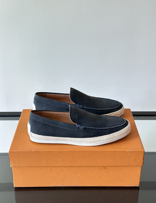 Tods Classic Loafers With Hand-Sewn Details And Leather Insole