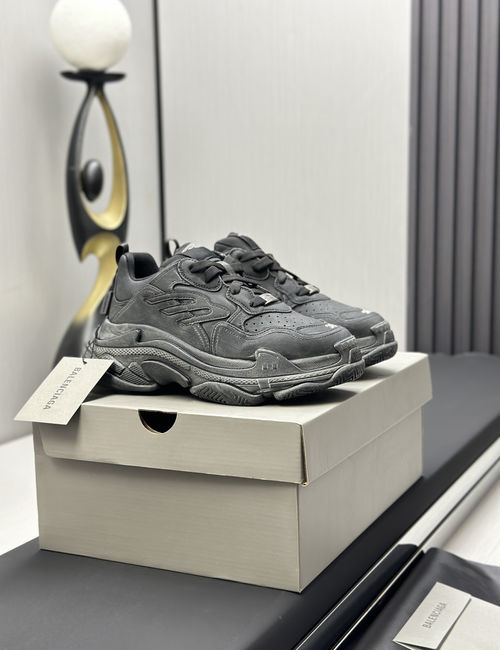 Balenciaga Vintage Distressed Sneakers