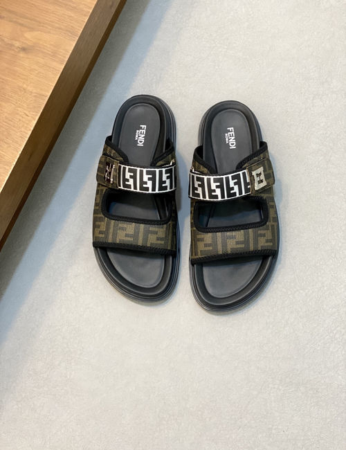 Fendi Monster Decorated Casual Slides