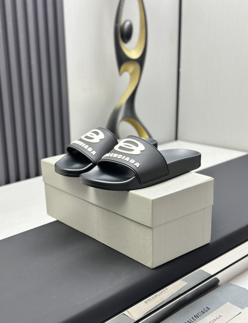 Balenciaga Slippers With Non-slip Natural Rubber Sole