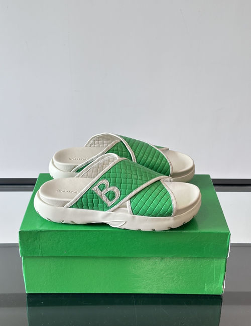 Bottega Veneta BV Woven Slides Top Layer Leather Foam Sole