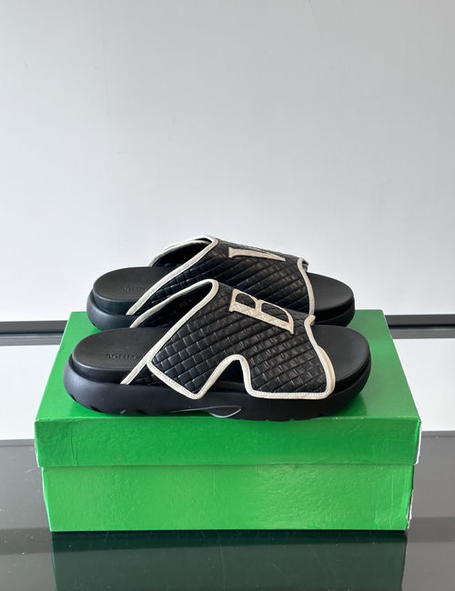Bottega Veneta BV Woven Slides Top Layer Leather Foam Sole