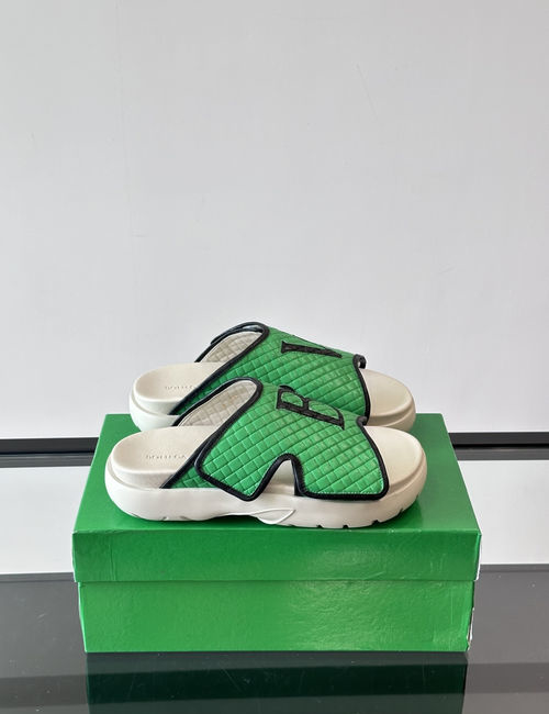 Bottega Veneta BV Woven Slides Top Layer Leather Foam Sole