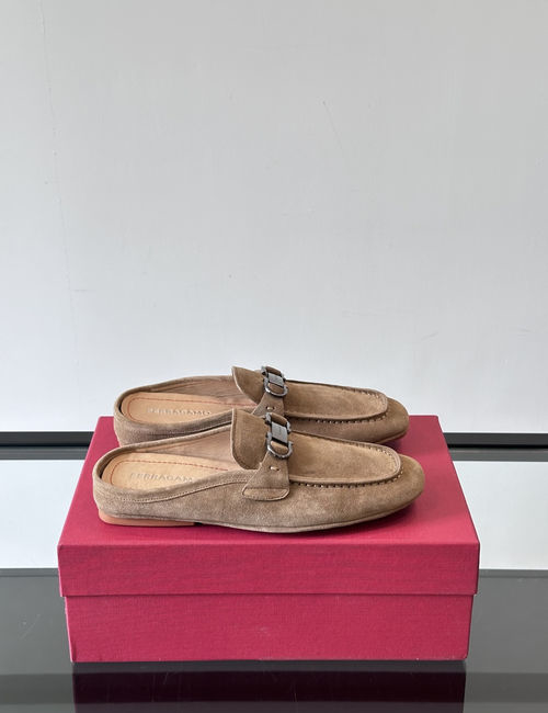Ferragamo Calfskin Slide Sandals With Rubber Sole