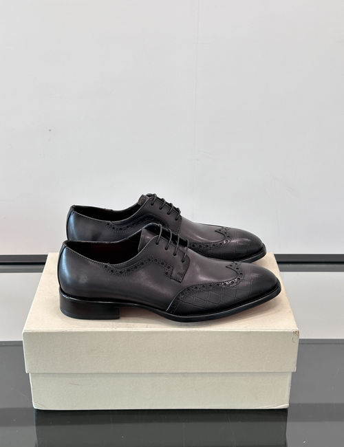 Santoni Cowhide Leather Sole Dress Shoes