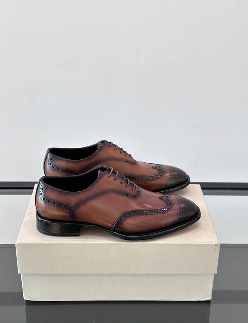 Santoni Cowhide Leather Sole Dress Shoes