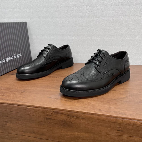 Zegna Brogue Leather Derby Shoes Stitching Details