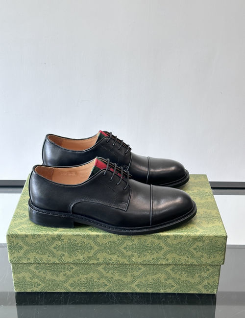 Gucci Polished Leather Formal Derby Shoes