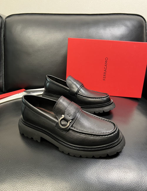 Ferragamo Premium Cowhide Leather Casual Loafers