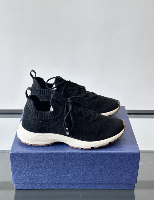 Christian Dior CD B80 Shoes: Comfortable And Stylish