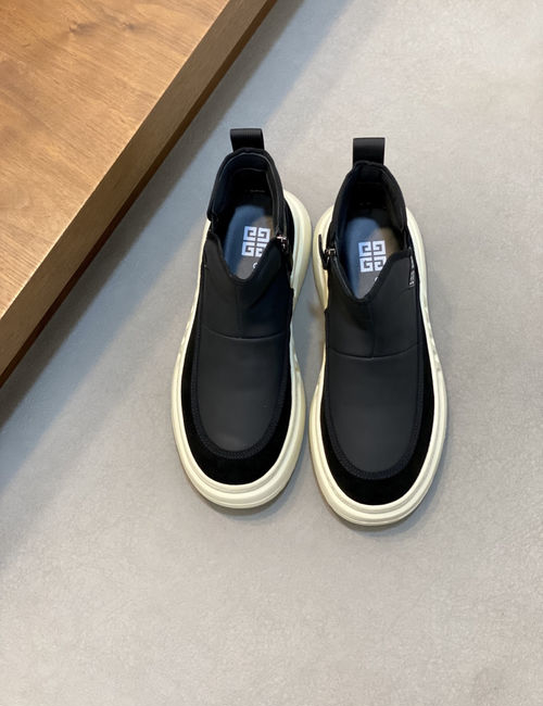 Givenchy Stitched Leather Logo Platform Sneakers