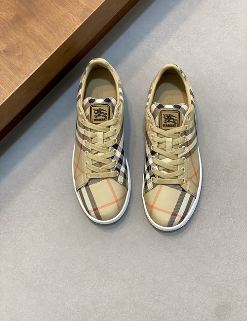 Burberry Check Pattern Casual Sneakers With Rubber Sole