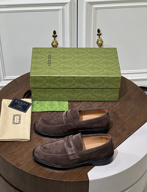 Gucci Horsebit Decor Leather Loafers