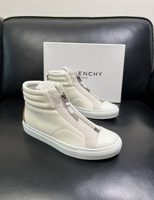Givenchy Premium Leather Low-top Sneakers