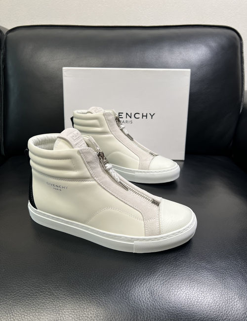 Givenchy Premium Leather Low-top Sneakers