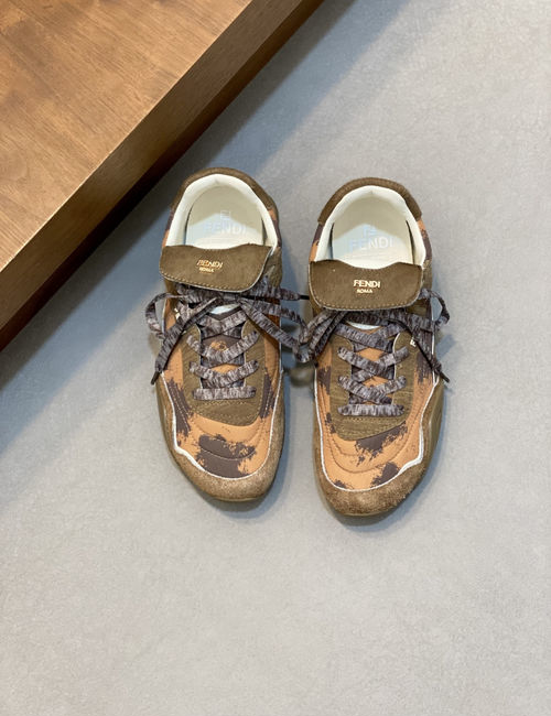Fendi Premium Casual Sneakers With Logo Details
