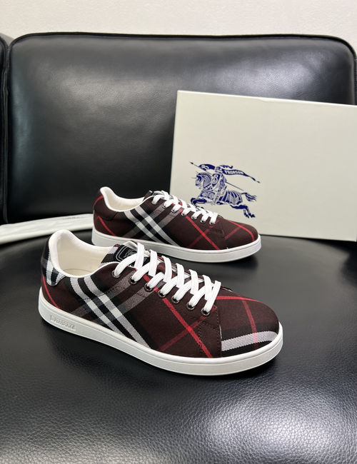 Burberry Stitched Leather Shoes With Original Sole
