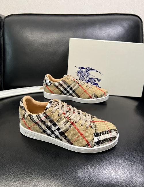 Burberry Stitched Leather Shoes With Original Sole
