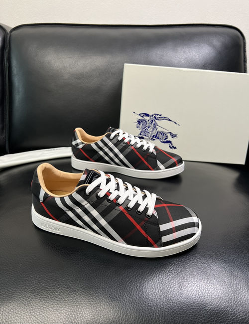 Burberry Stitched Leather Shoes With Original Sole