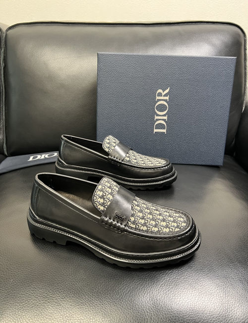 Christian Dior CD Genuine Leather Sneakers With Original Sole