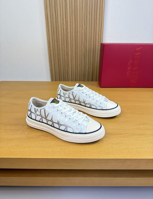 Valentino Casual Skate Shoes Napa Leather Upper TPR Sole