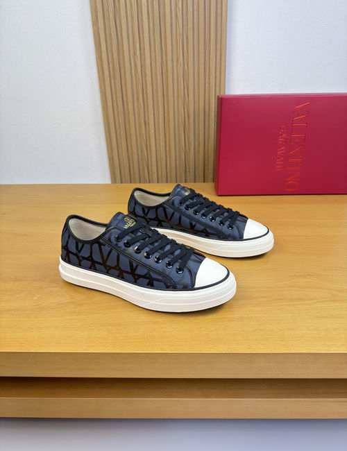 Valentino Casual Skate Shoes Napa Leather Upper TPR Sole