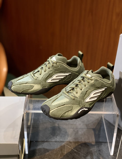 Balenciaga Monday Ultra Sneakers Lightweight Comfortable Running Shoes