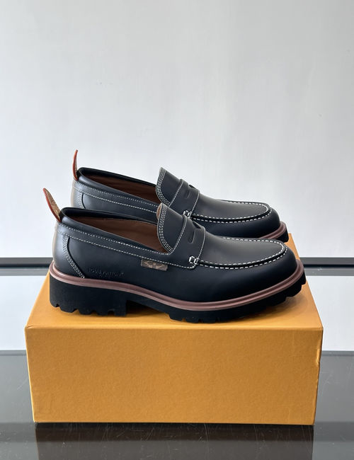 Bally Moments Leather Loafers With Thick Sole
