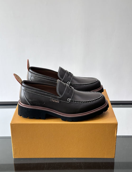 Bally Moments Leather Loafers With Thick Sole