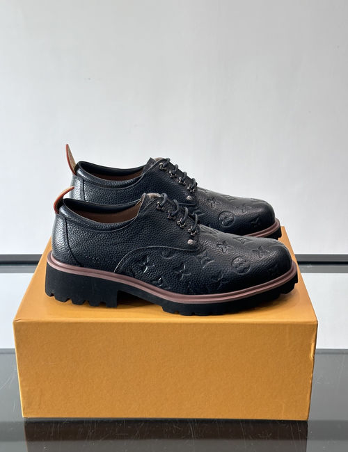 Bally Moments Leather Loafers With Thick Sole