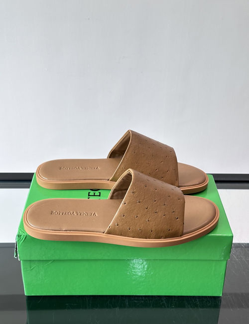 Bottega Veneta BV Cowhide Sandals With Lightweight Comfortable Sole