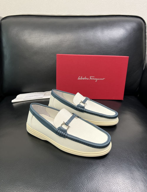 Ferragamo Cowhide Leather Comfortable Loafers