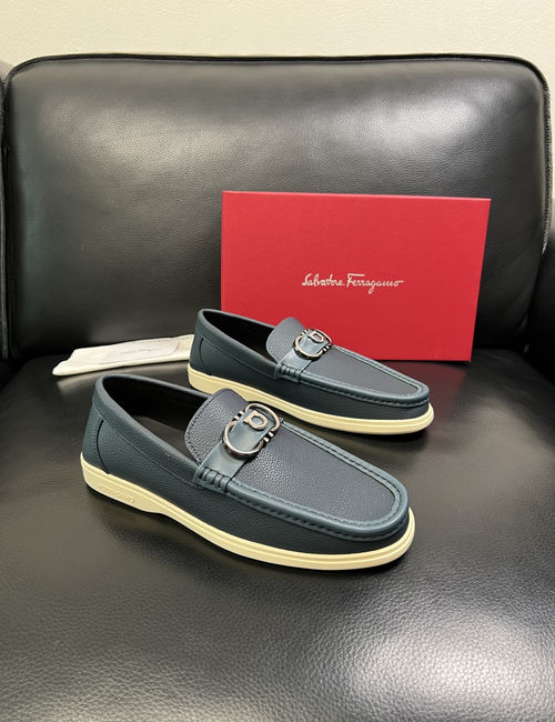 Ferragamo Cowhide Leather Comfortable Loafers