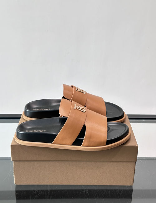 Burberry Cowhide Slides TB Logo Premium Texture
