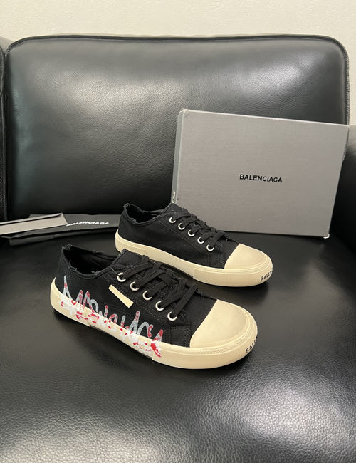 Balenciaga Stitched Leather Comfort Sneakers
