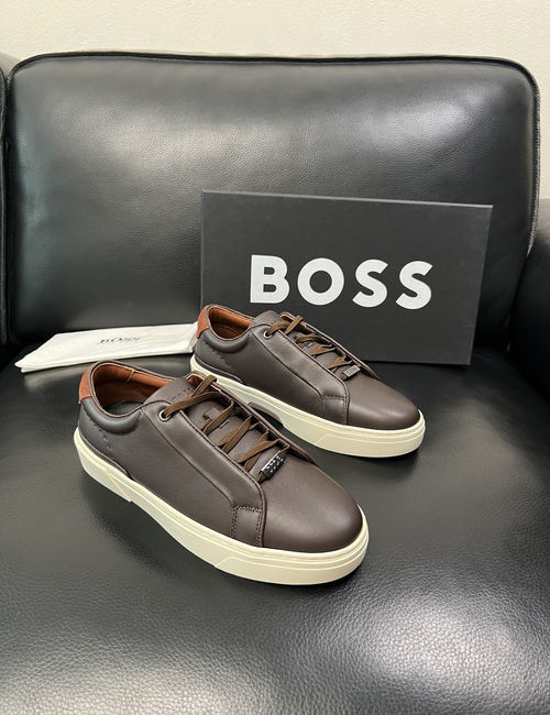 Hugo Boss High Quality Leather With Complex Stitching