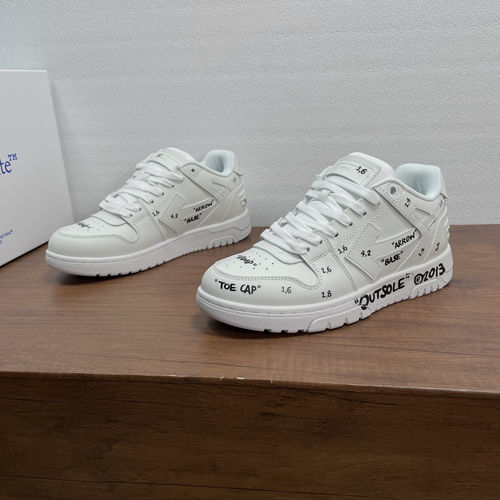 Fendi Arrow Decor Color Block Sneakers