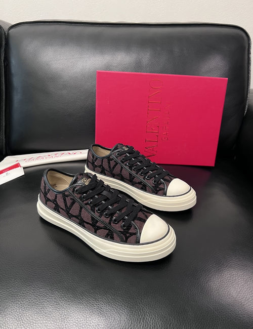 Valentino Color Block Leather Comfort Sneakers