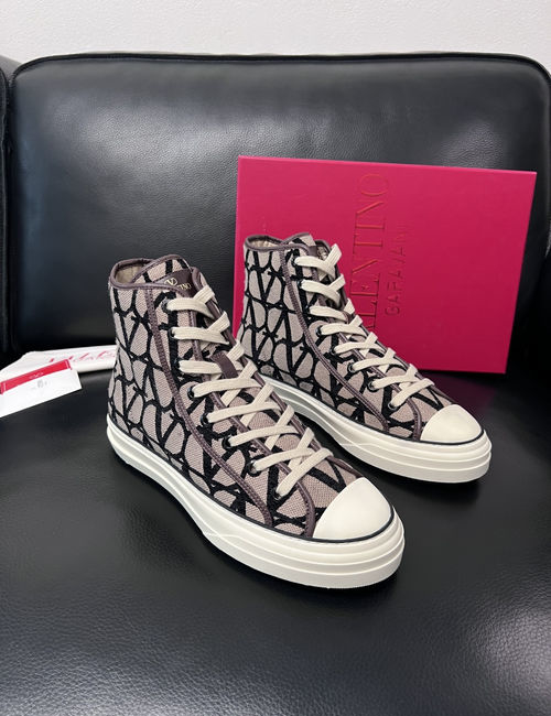 Valentino Color Block Leather Comfort Sneakers