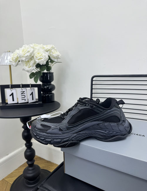 Balenciaga Triple S.2 Retro Sneakers