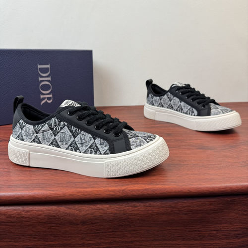 Christian Dior CD Saltwind Sneakers: Classic Nautical Style