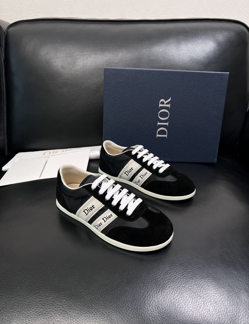 Christian Dior CD Premium Leather Casual Sneakers