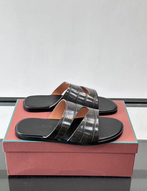 Loro Piana LP Croc-embossed Patent Leather Slides